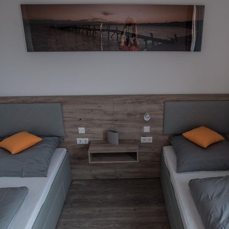 Firstsleep Boardinghouse Griesfeldstrasse Muenchen Aparthotel Exteriör bild